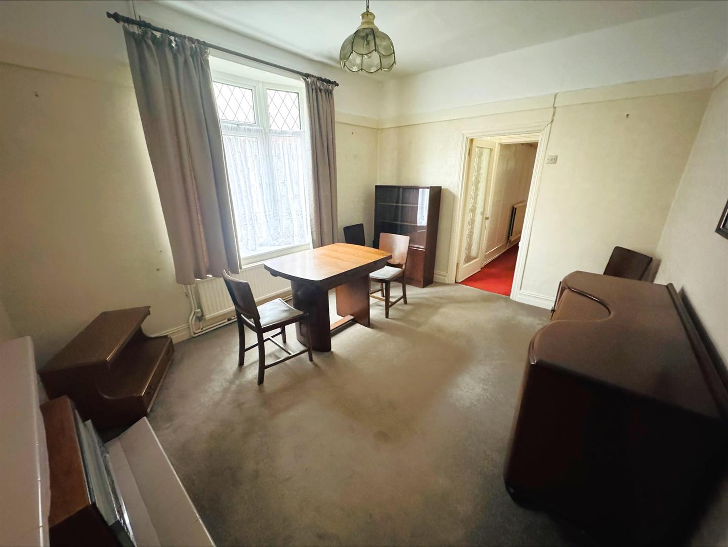 College Square, Llanelli, SA15 1DT